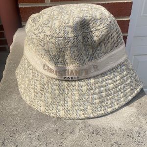 christian dior oblique bucket hat
